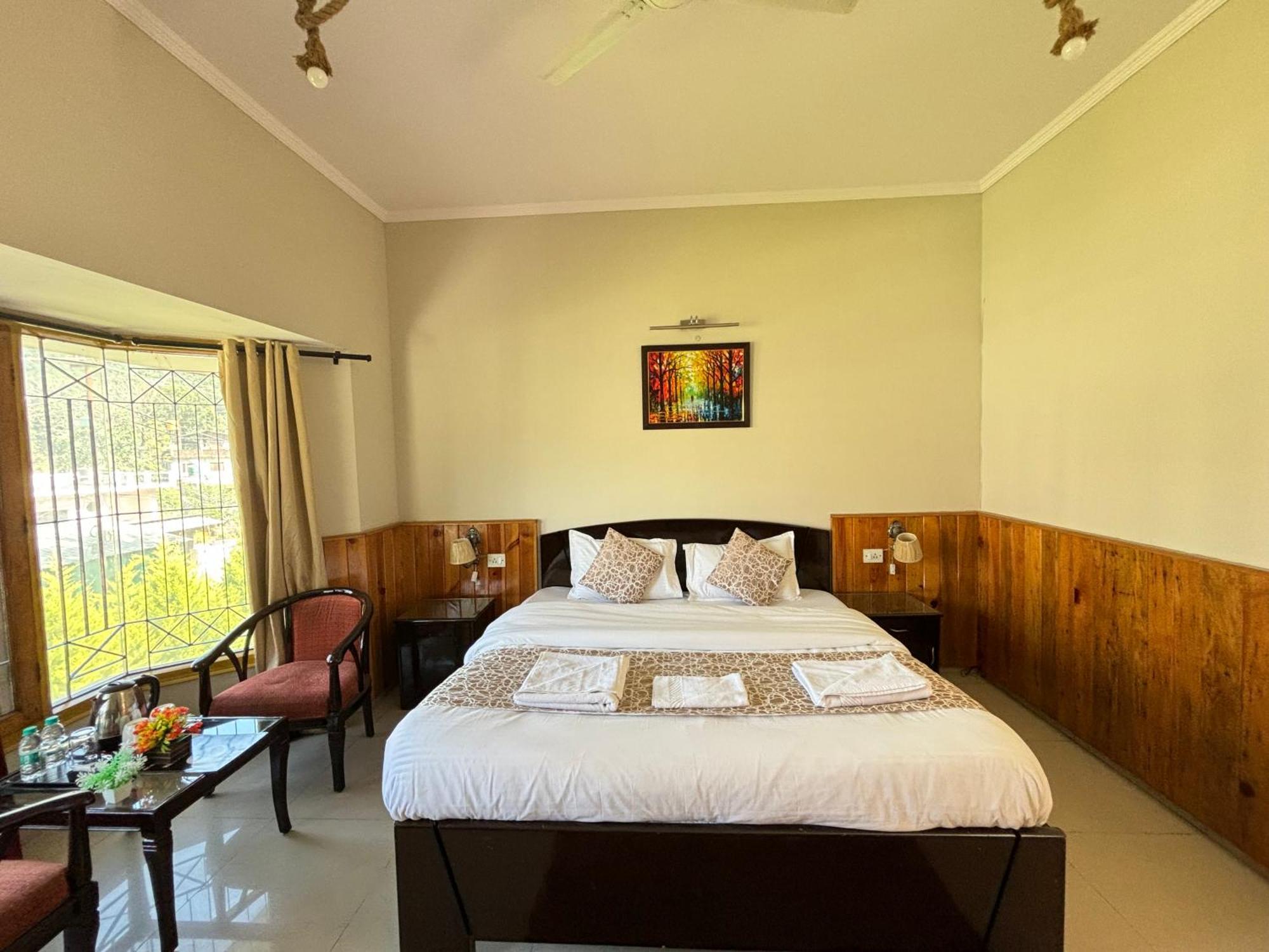 Ivy The Boutique Hotel Near Neem Karoli Temple Nainital Kültér fotó